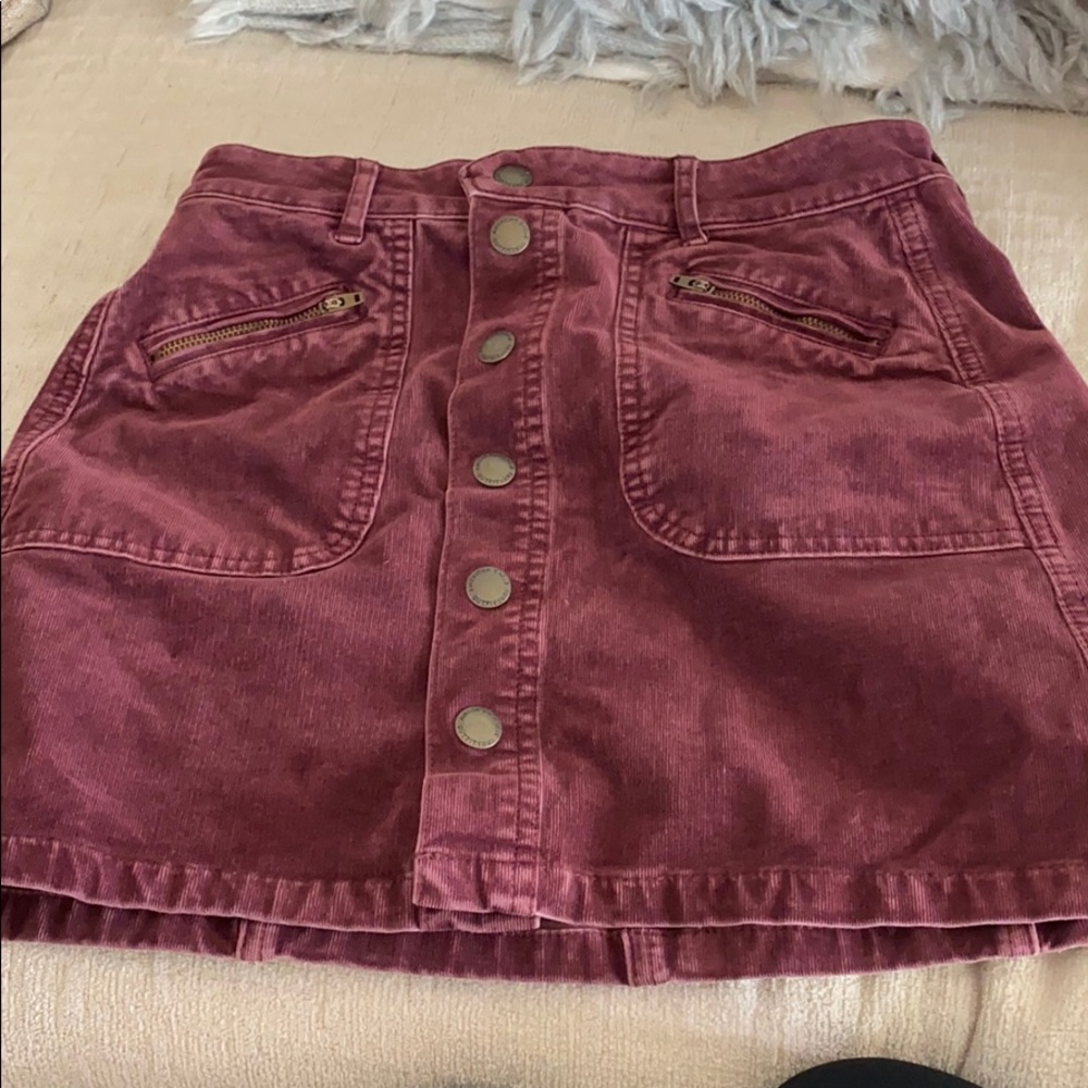 American Eagle mini denim skirt burgundy